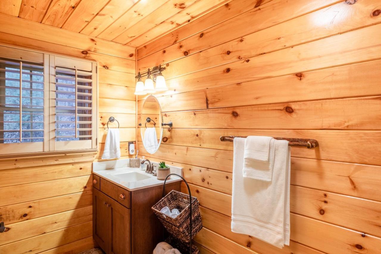 Iron Mountain Lodge - Beautiful Cabin With Forest & Mountain Views! Butler Exterior photo