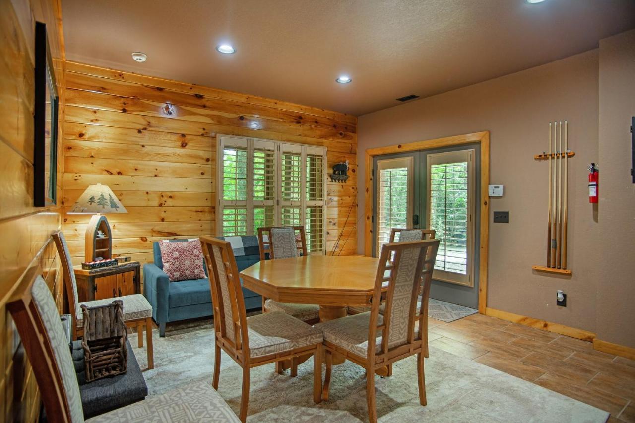 Iron Mountain Lodge - Beautiful Cabin With Forest & Mountain Views! Butler Exterior photo
