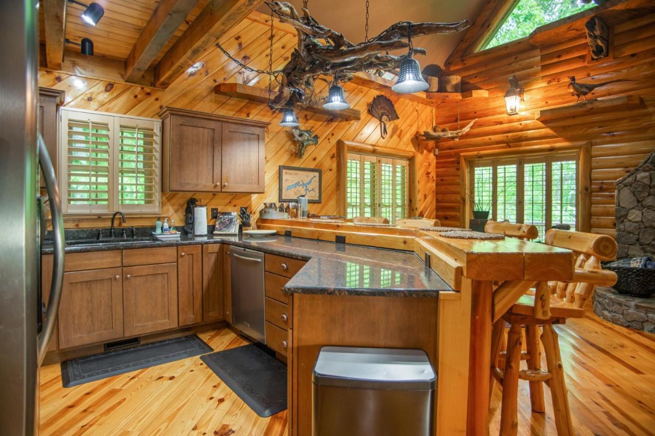Iron Mountain Lodge - Beautiful Cabin With Forest & Mountain Views! Butler Exterior photo